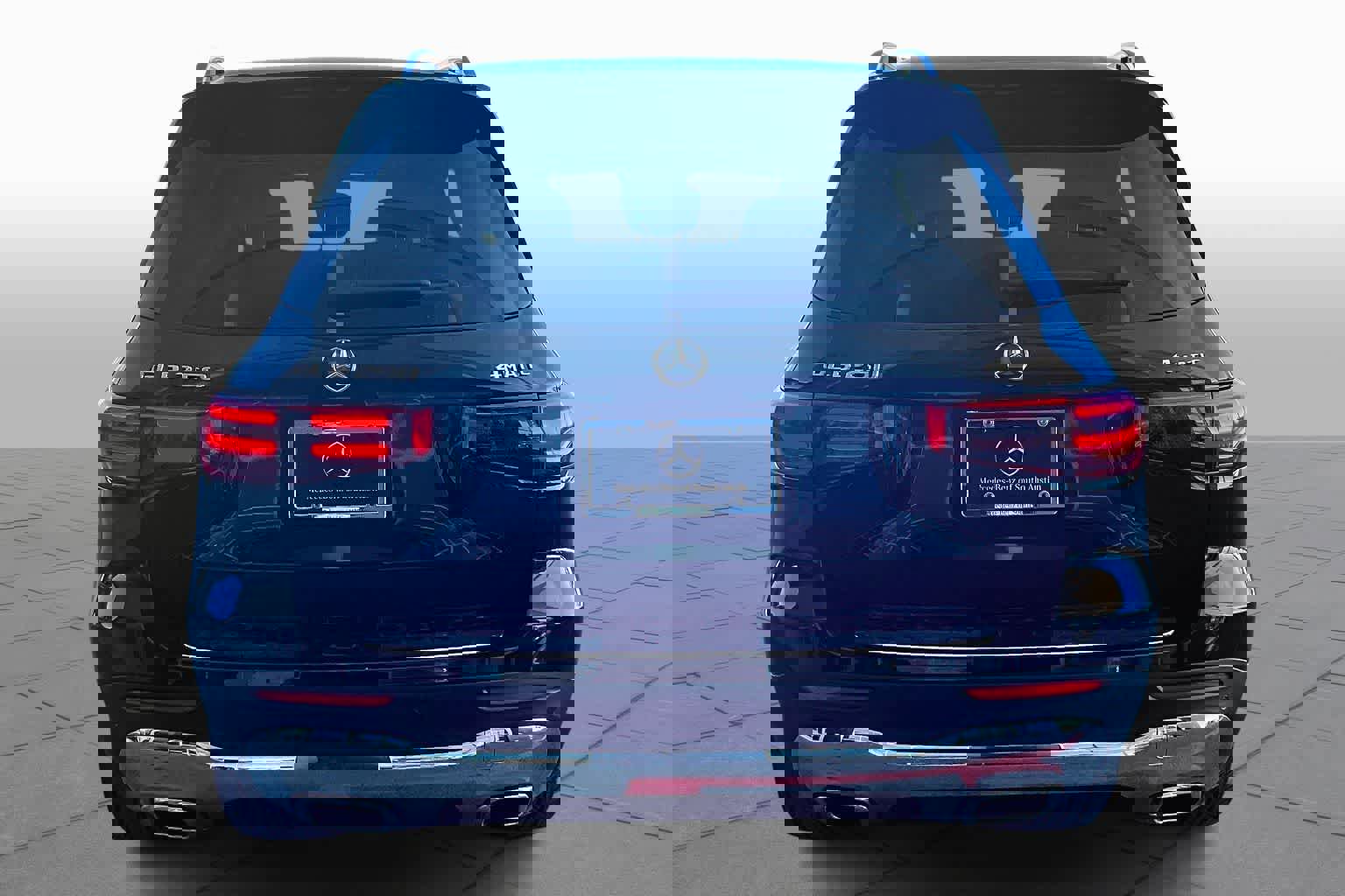 New 2026 Mercedes-Benz GLB 250 4MATIC image 4