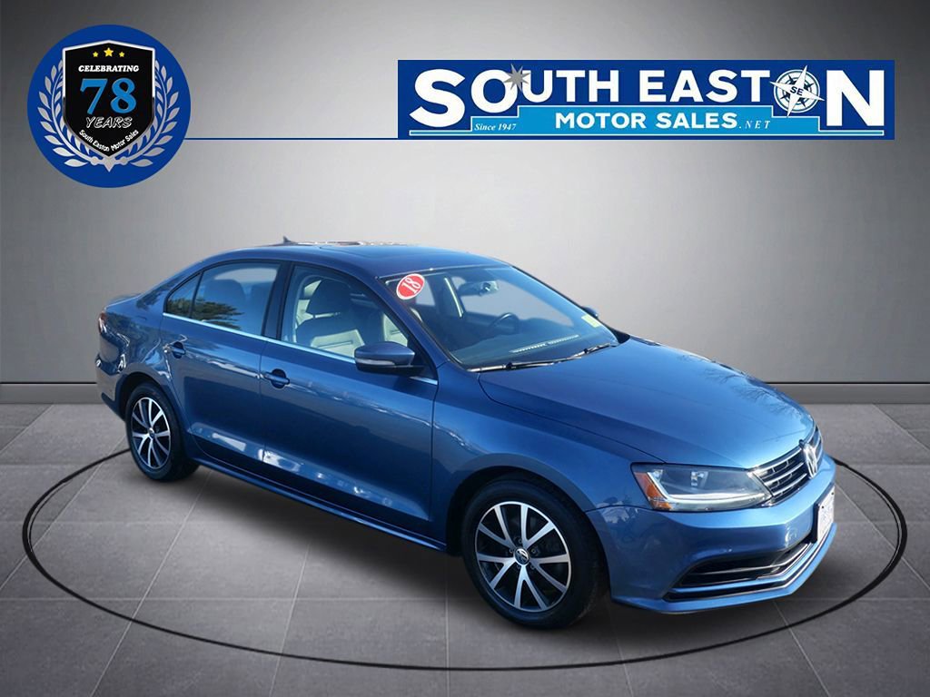 Used 2018 Volkswagen Jetta SE FWD image 2