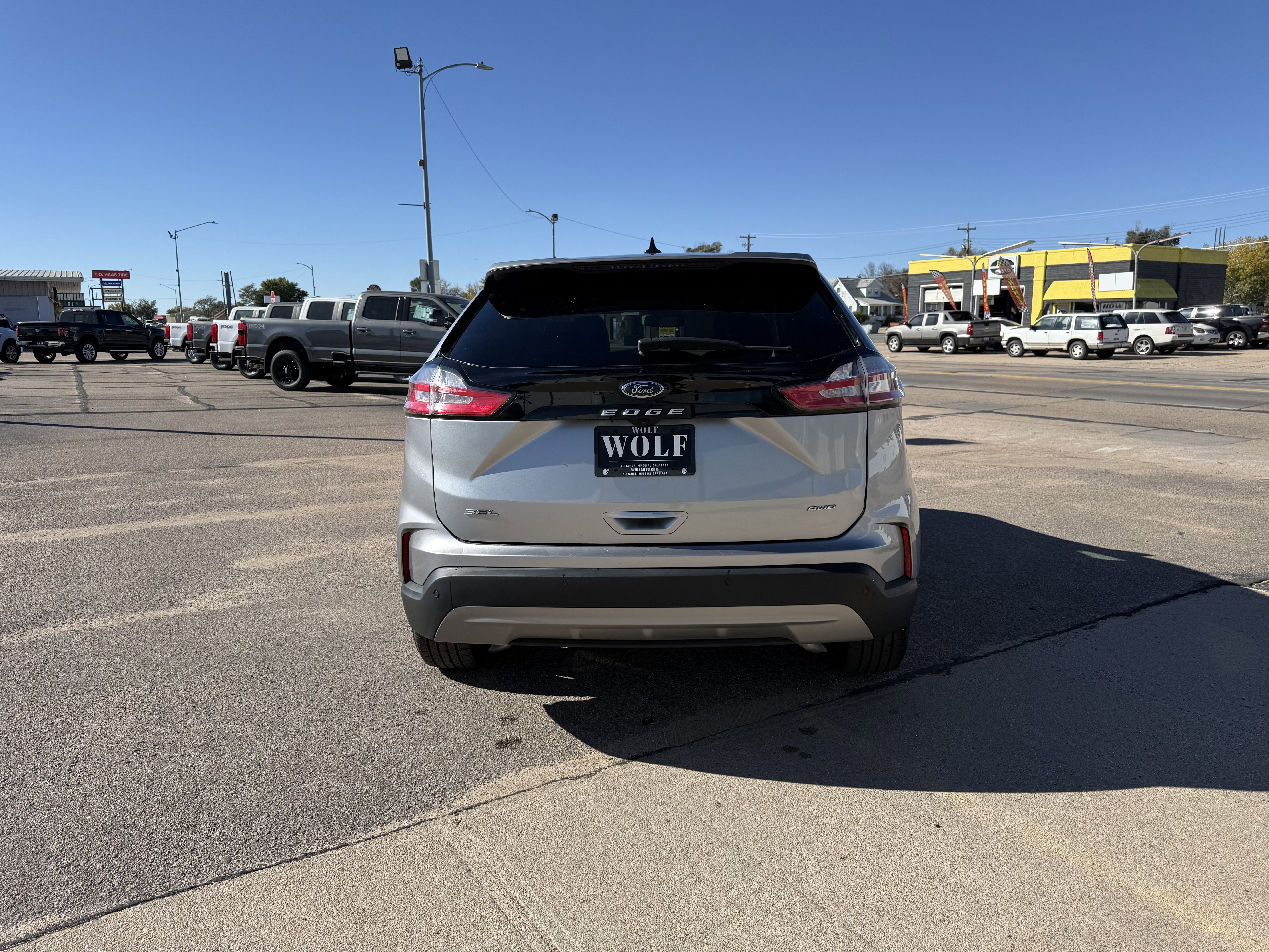 Used 2024 Ford Edge SEL image 7