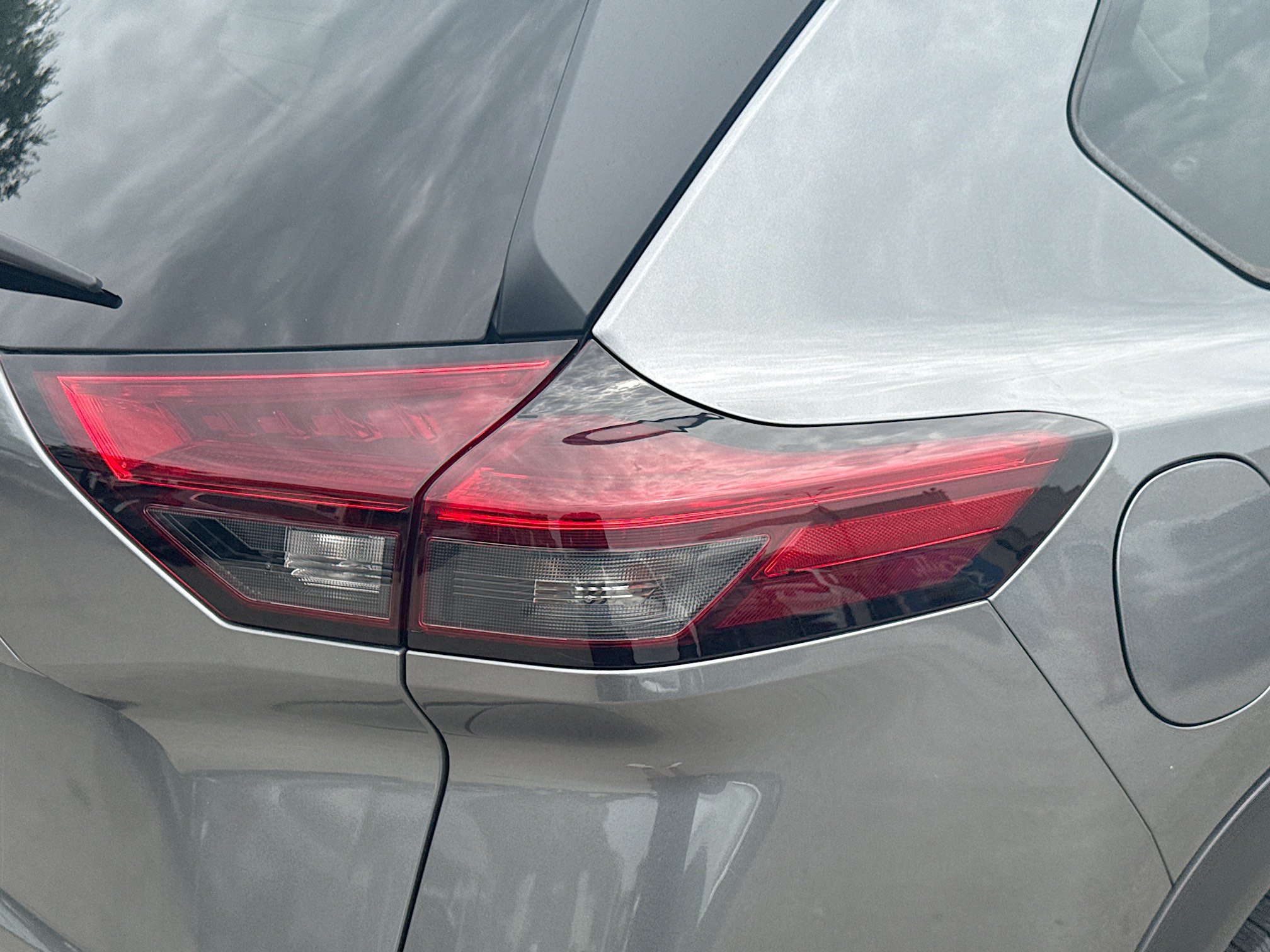 Used 2021 Nissan Rogue S FWD image 27