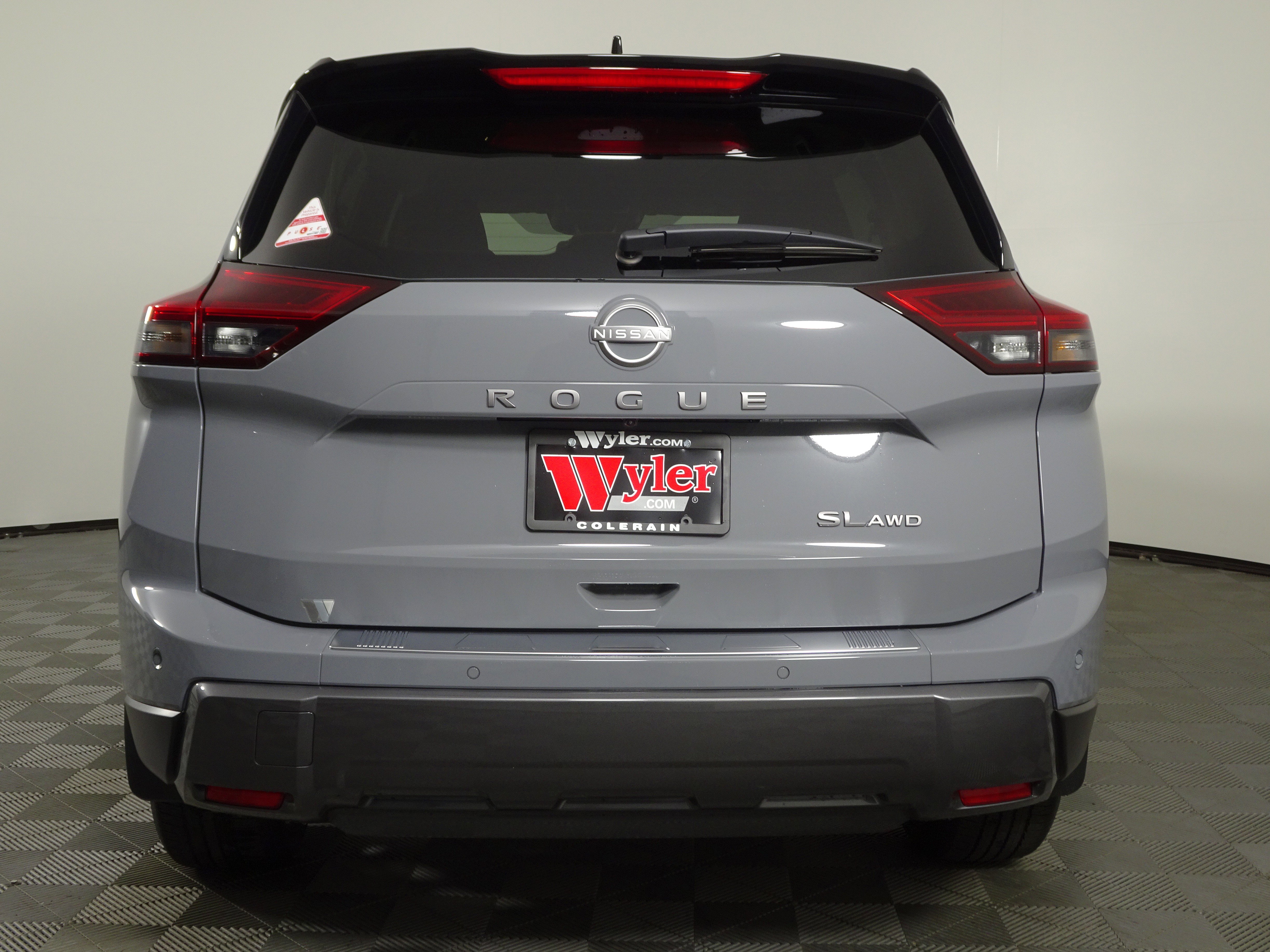 New 2025 Nissan Rogue SL image 18