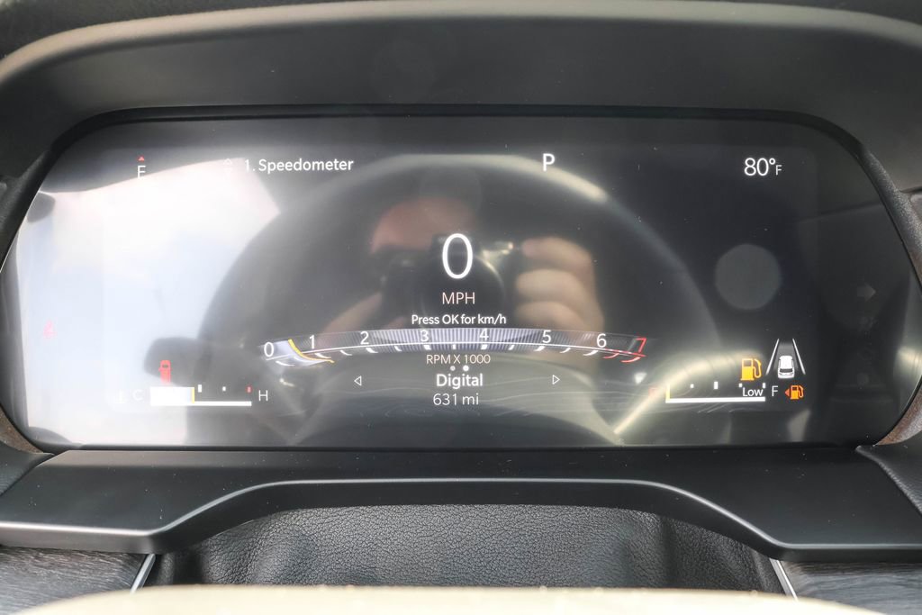 Used 2025 Jeep Grand Cherokee Limited image 23