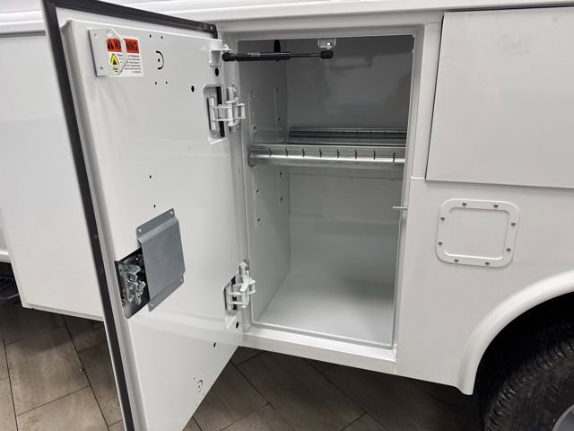 New 2025 Ford F350 XL w/ XL Chrome Package image 31