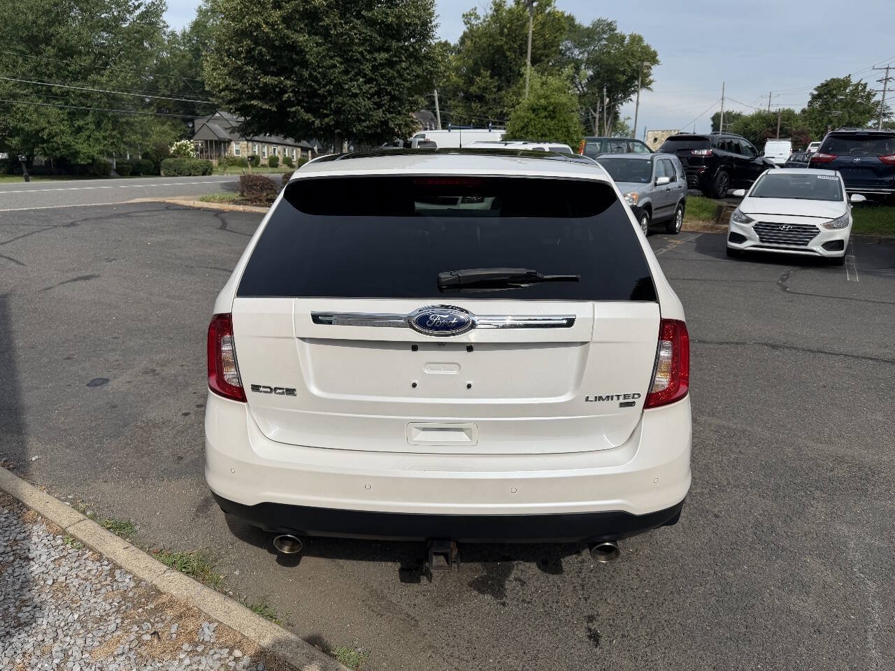 Used 2014 Ford Edge Limited w/ Equipment Group 302A AWD/4WD image 6
