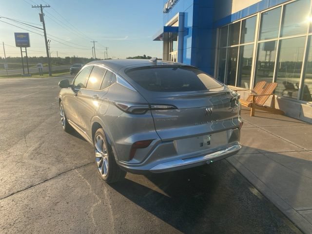 Used 2024 Buick Envista Sport Touring FWD image 3