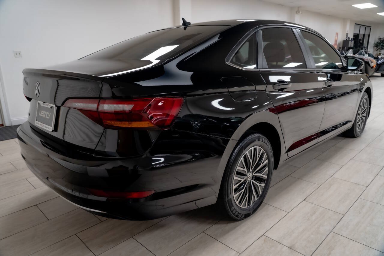 Used 2019 Volkswagen Jetta SE w/ Cold Weather Package FWD image 97