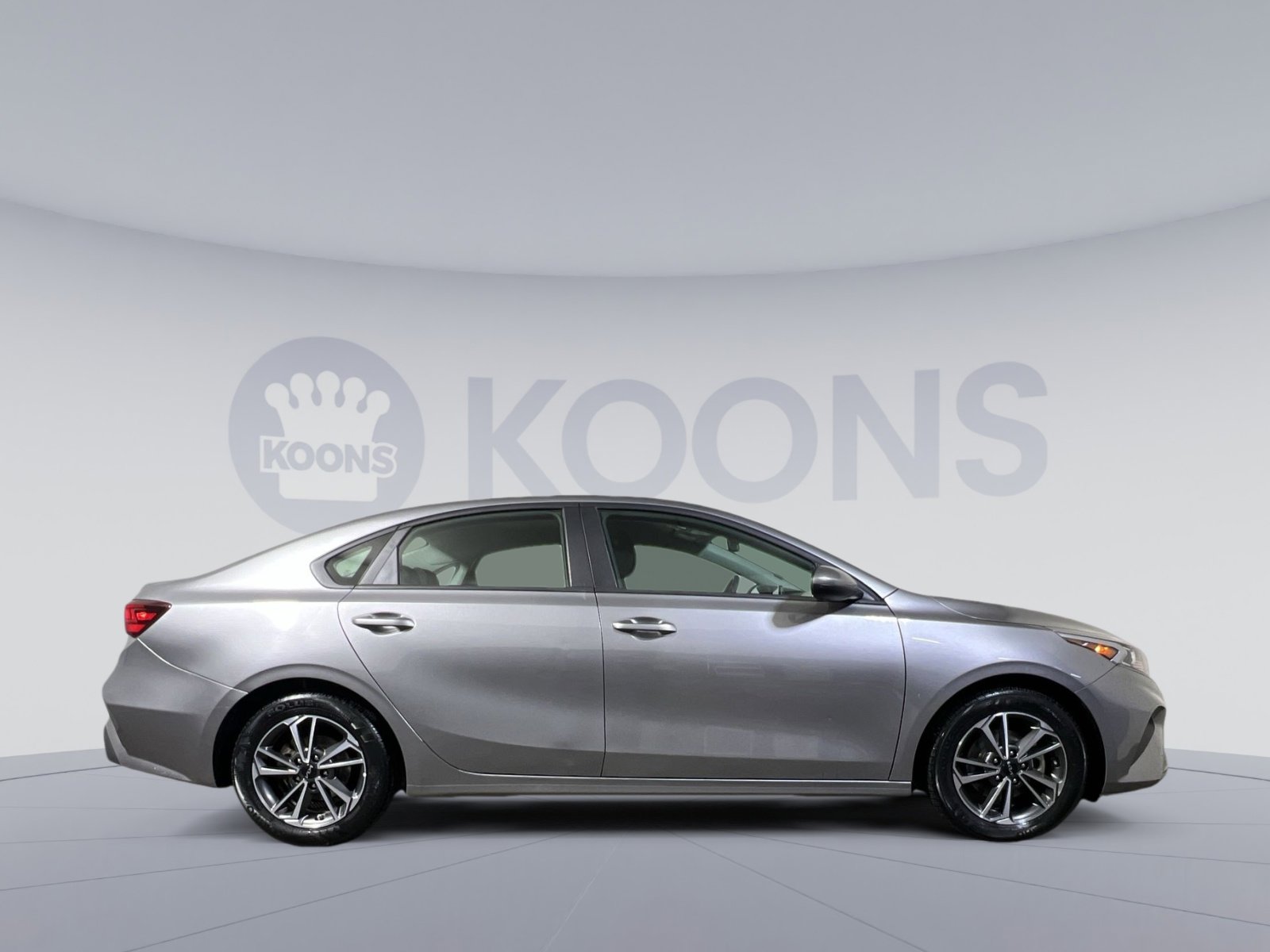 Used 2023 Kia Forte LXS image 7