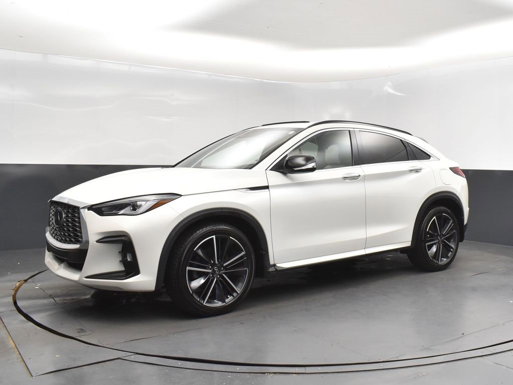 Used 2023 INFINITI QX55 Luxe w/ Cargo Package image 3
