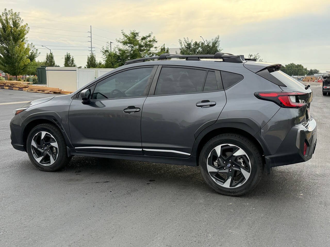 Used 2024 Subaru Crosstrek 2.5i Limited w/ Crosstrek Mirror Package AWD/4WD image 9