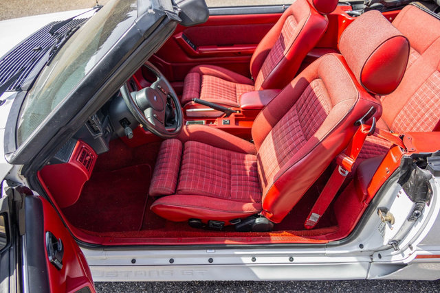 Used 1987 Ford Mustang GT image 45