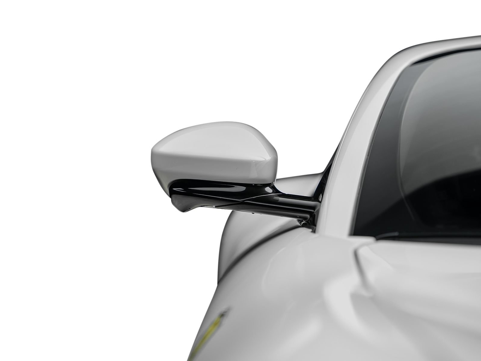 Used 2021 Ferrari Roma RWD image 8