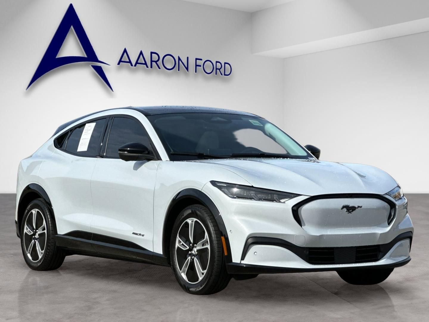 Used 2023 Ford Mustang Mach-E Premium image 8