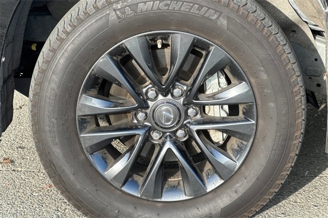 Used 2022 Lexus GX 460 Premium image 25