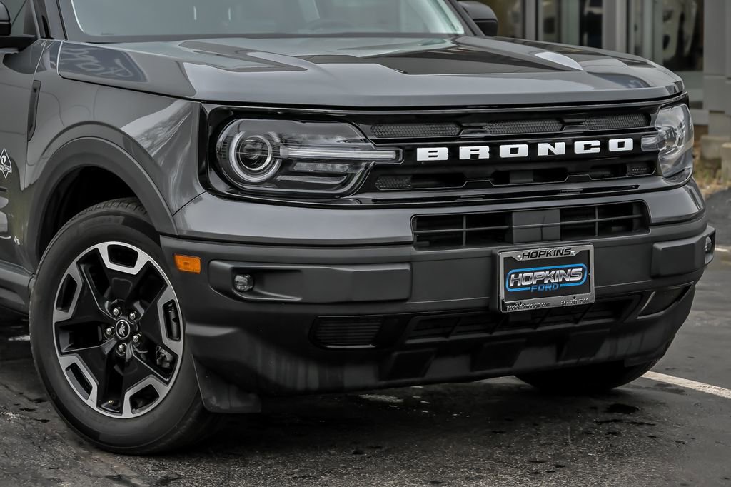 Used 2024 Ford Bronco Sport Outer Banks w/ Tech Package AWD/4WD image 2