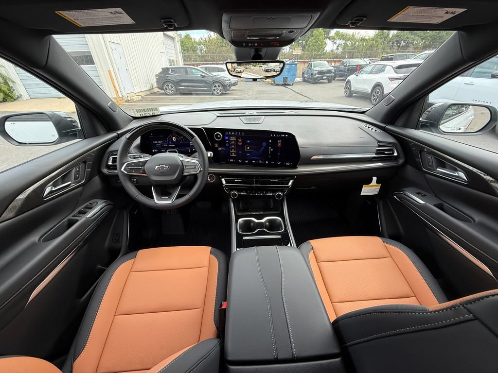 New 2027 Chevrolet Traverse Z71 w/ Enhanced Driving Package AWD/4WD image 24