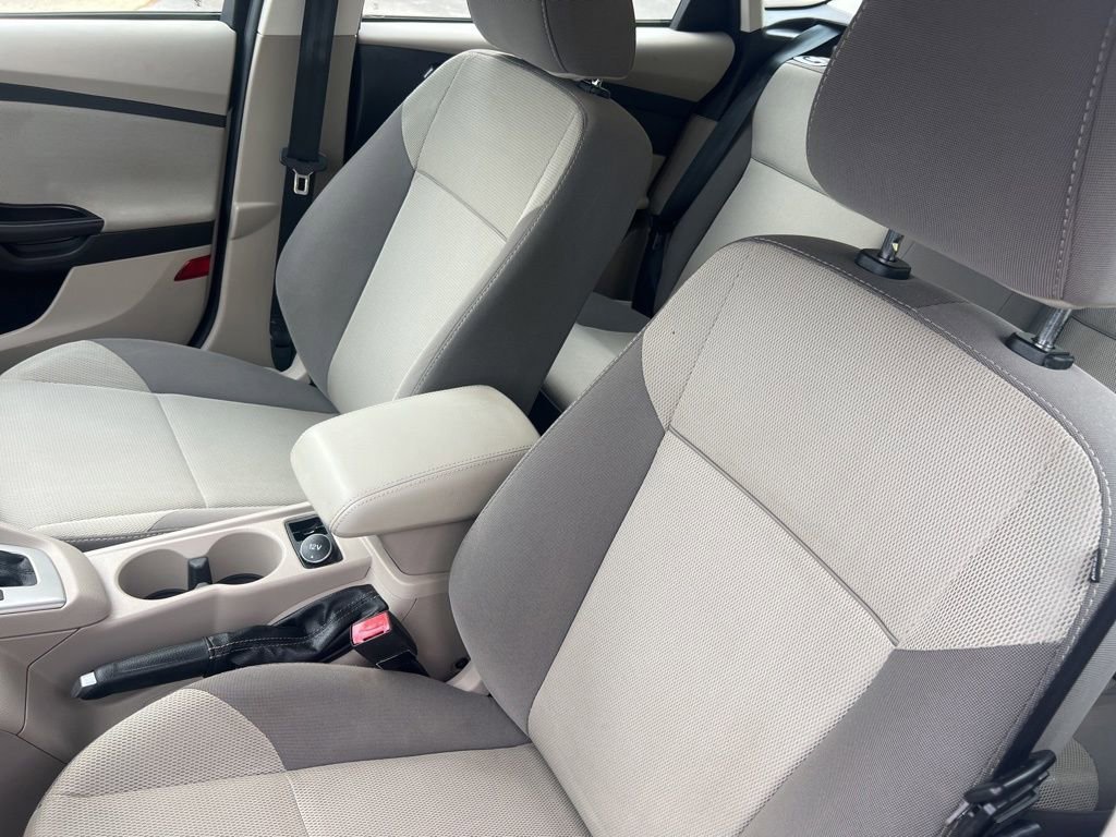 Used 2013 Ford Focus SE image 10