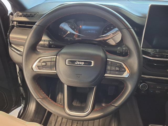 Used 2023 Jeep Compass Trailhawk AWD/4WD image 9