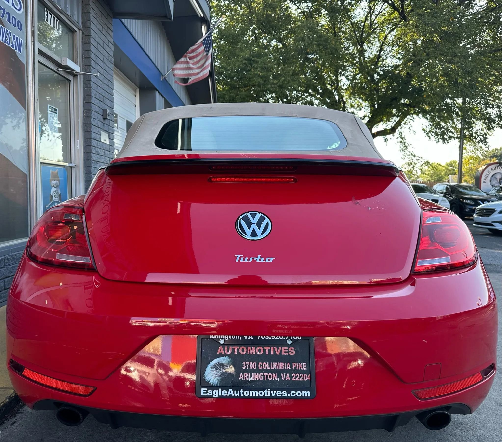 Used 2013 Volkswagen Beetle 2.0T image 4