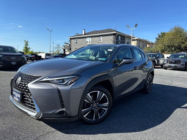 Used 2019 Lexus UX 200 w/ Premium Package FWD image 1