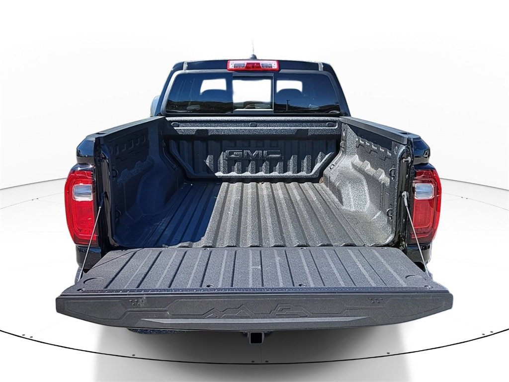 New 2025 GMC Canyon Elevation w/ Technology Package image 6