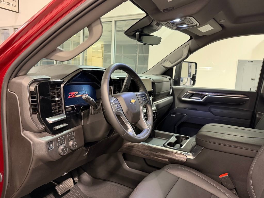 Used 2026 Chevrolet Silverado 2500 LTZ w/ LTZ Premium Package image 13