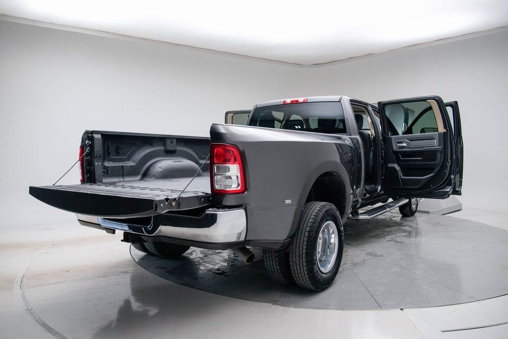 Used 2020 RAM 3500 Big Horn w/ Level 1 Equipment Group image 21