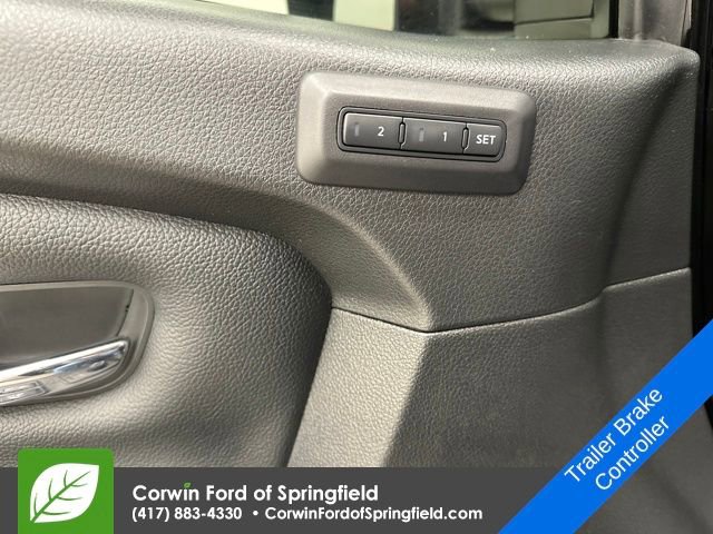 Used 2023 Nissan Titan PRO-4X w/ Pro-4x Convenience Package image 43