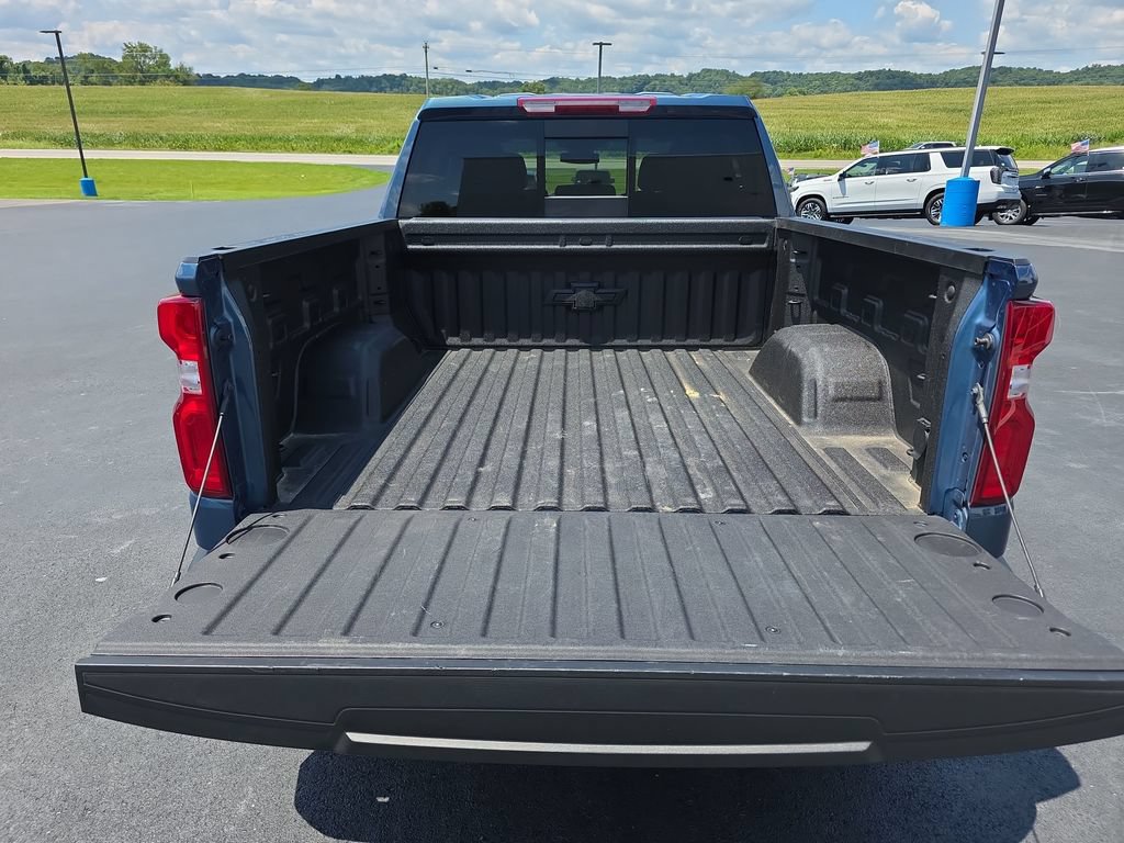 Used 2024 Chevrolet Silverado 1500 LTZ w/ LTZ Premium Package AWD/4WD image 9