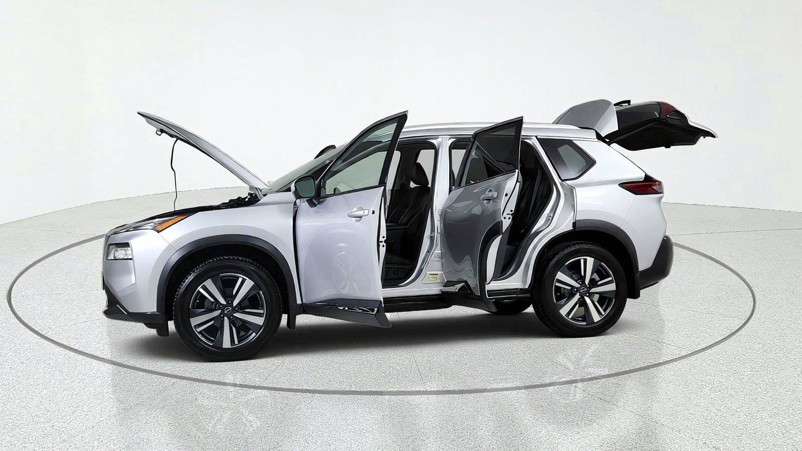 Used 2022 Nissan Rogue SL AWD/4WD image 11
