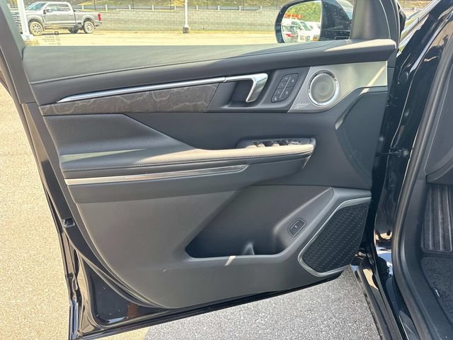 New 2027 Buick Enclave Avenir w/ LPO, Illumination Package FWD image 25