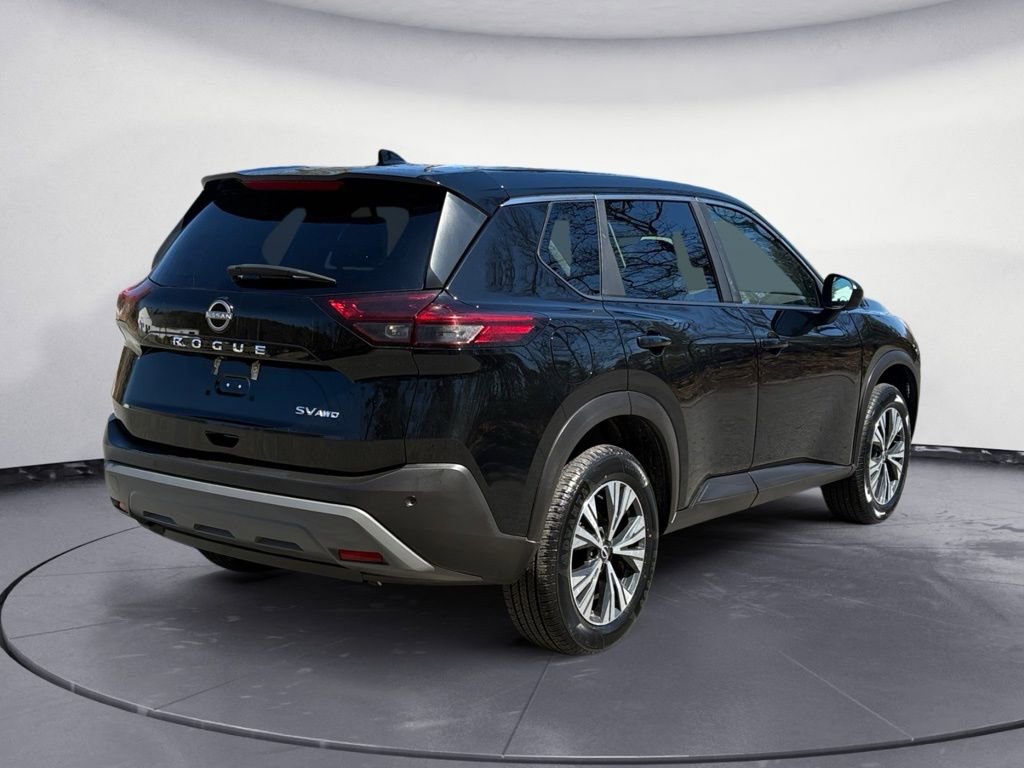 Used 2023 Nissan Rogue SV image 5
