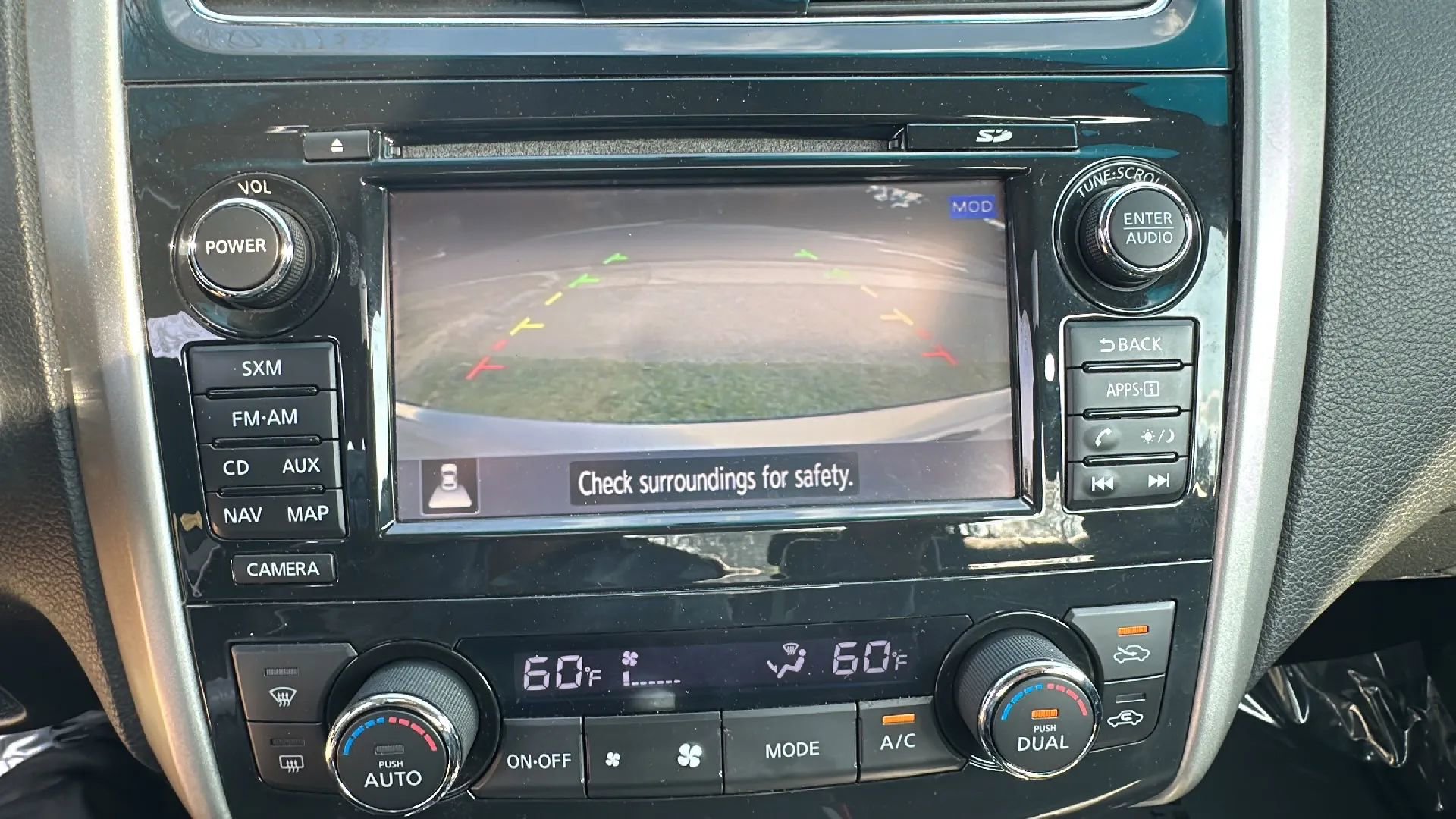 Used 2015 Nissan Altima 2.5 SL w/ Technology Package image 36