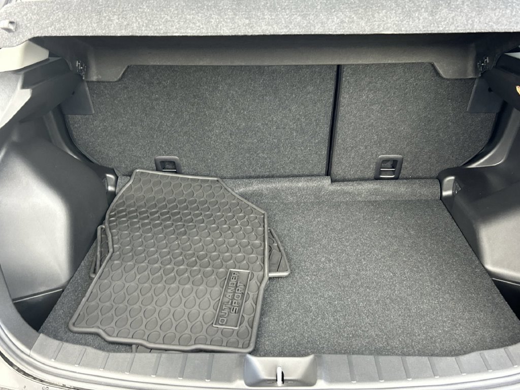 New 2027 Mitsubishi Outlander Sport SE FWD image 19