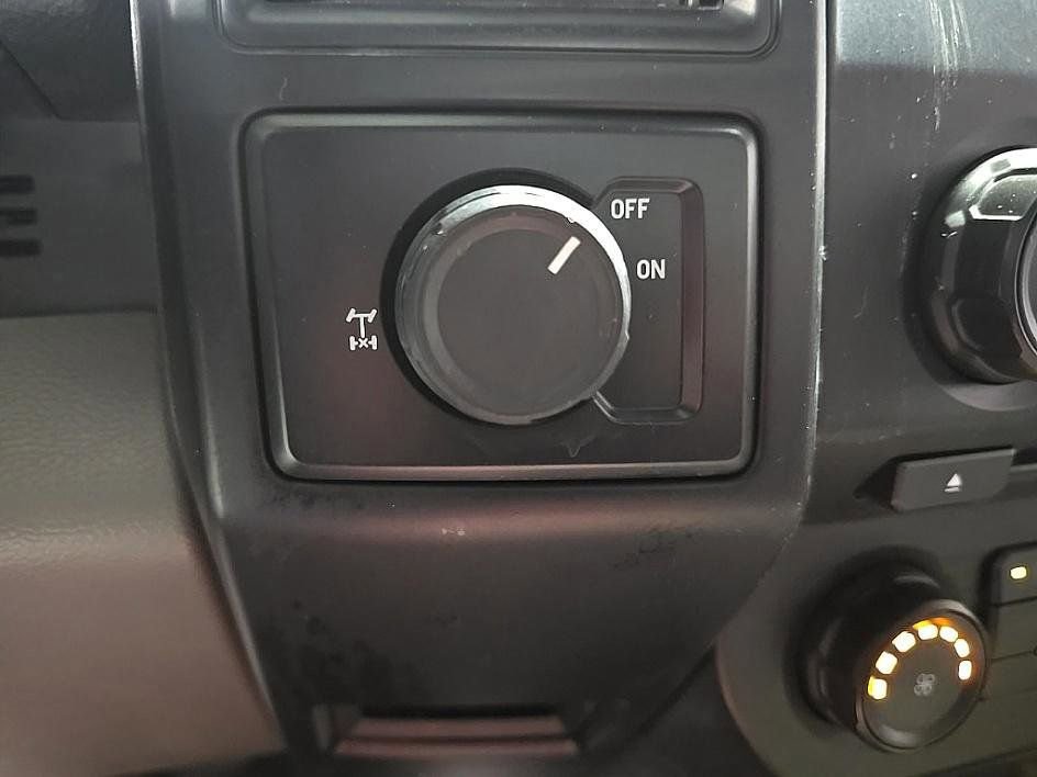 Used 2016 Ford F150 XL w/ Equipment Group 101A Mid image 18