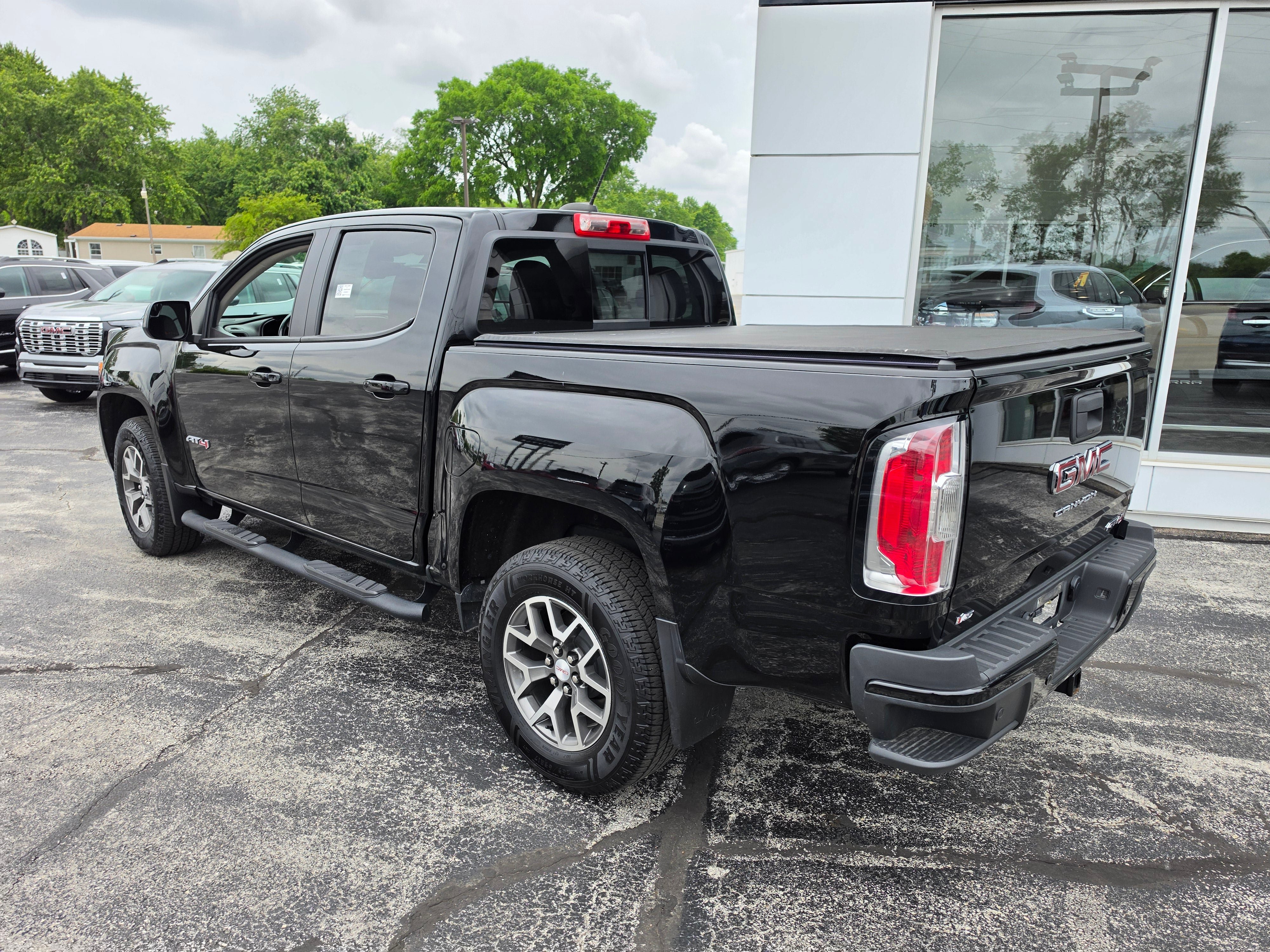Used 2021 GMC Canyon AT4 w/ Driver Alert Package AWD/4WD image 7
