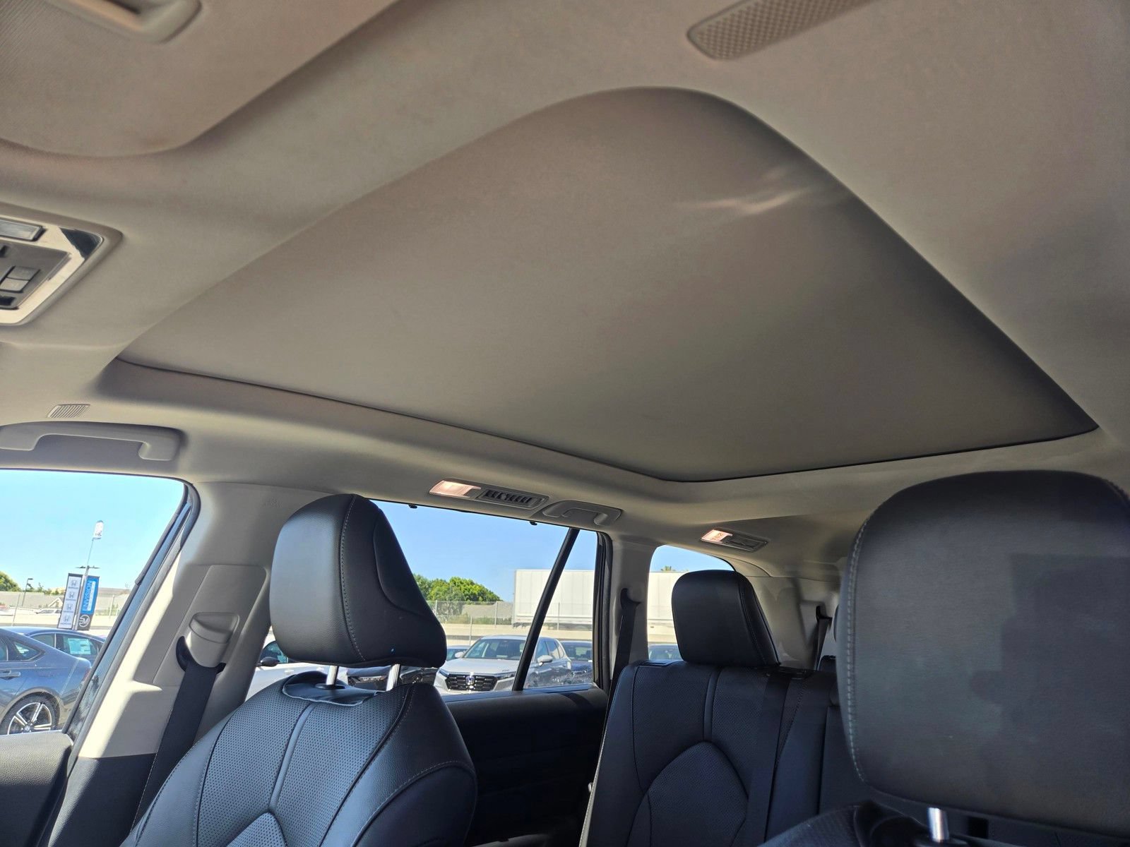 Used 2025 Toyota Grand Highlander FWD image 15