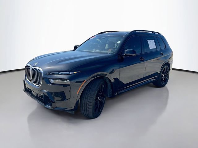 Used 2023 BMW X7 xDrive40i w/ M Sport Package image 4