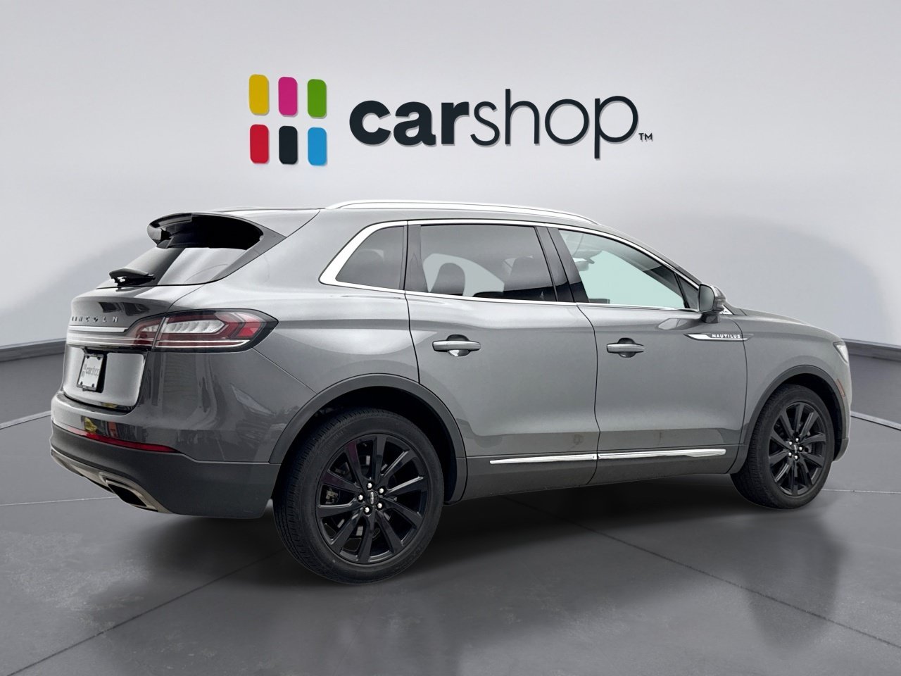 Used 2023 Lincoln Nautilus Reserve w/ Monochromatic Package AWD/4WD image 5