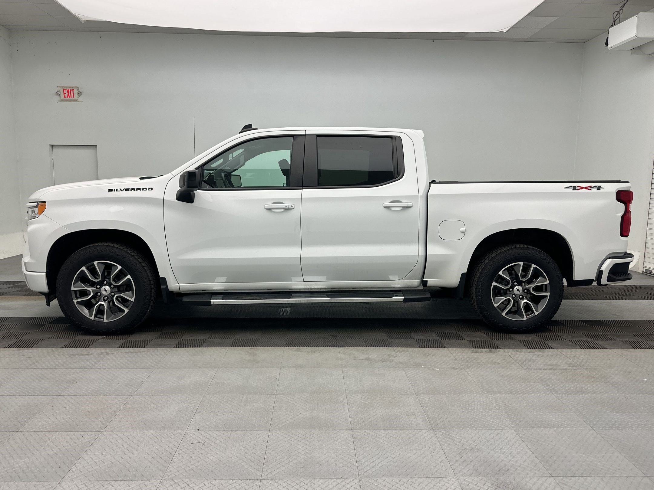 Certified 2022 Chevrolet Silverado 1500 RST w/ All Star Edition Plus AWD/4WD image 2