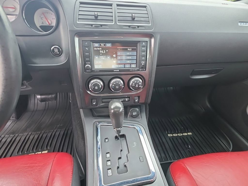 Used 2014 Dodge Challenger SXT Plus image 26