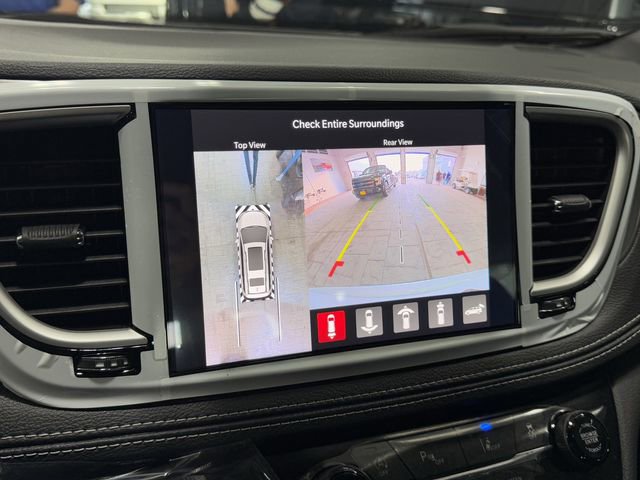 New 2026 Chrysler Pacifica Select w/ S Appearance Package image 22