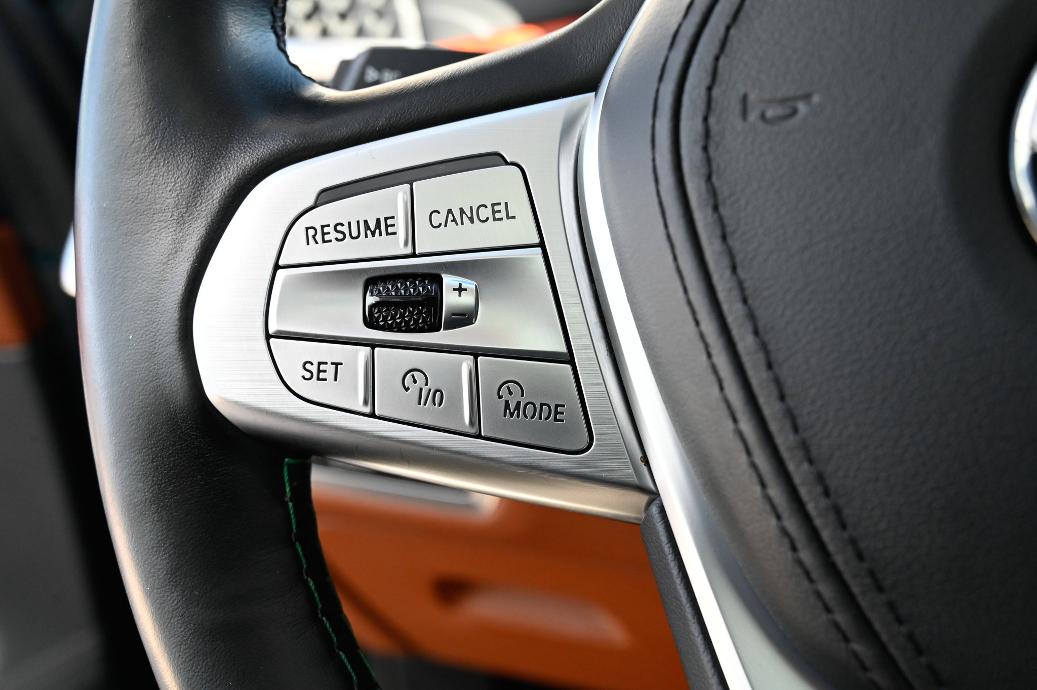 Used 2024 BMW ALPINA XB7 image 25