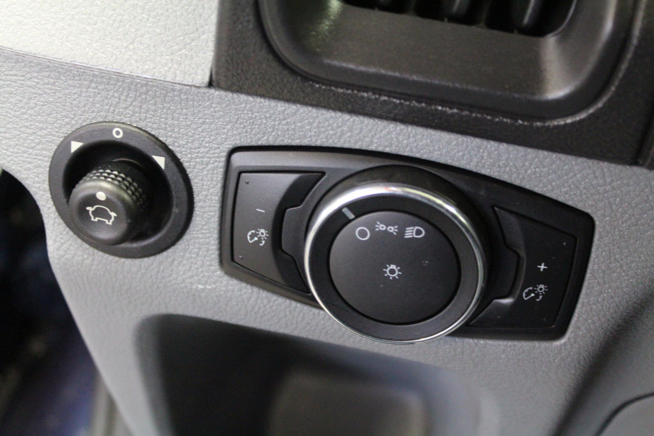 Used 2017 Ford Transit 350 148 Low Roof image 13