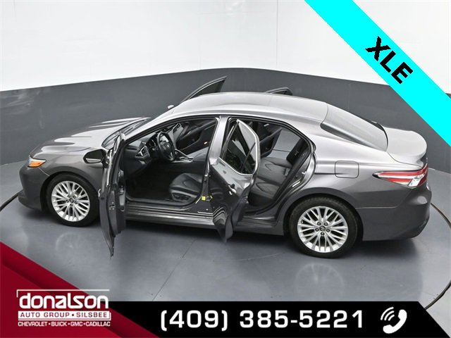 Used 2018 Toyota Camry XLE image 27