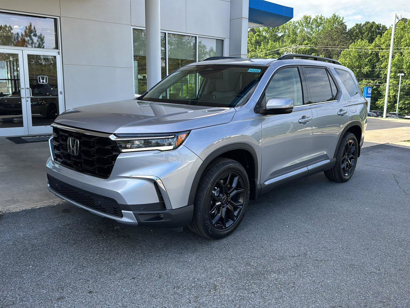 New 2025 Honda Pilot Touring