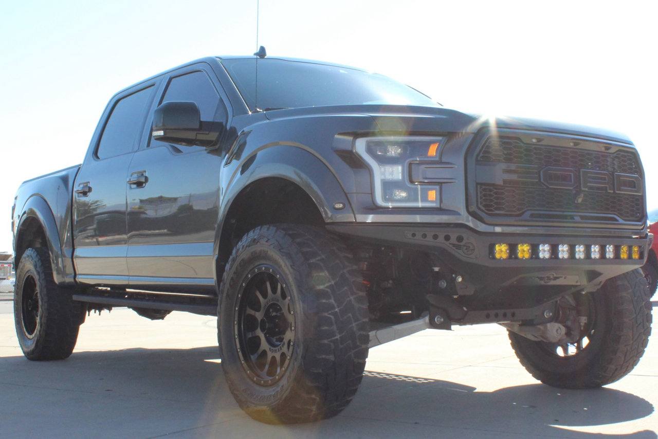 Used 2019 Ford F150 Raptor w/ Equipment Group 802A Luxury image 12