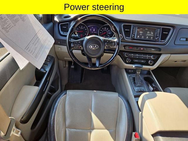 Used 2017 Kia Sedona LX w/ LX Essentials Premium Package FWD image 9