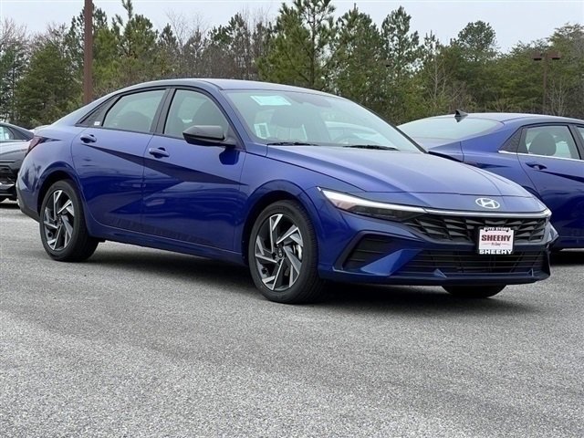 Certified 2025 Hyundai Elantra Sport image 1
