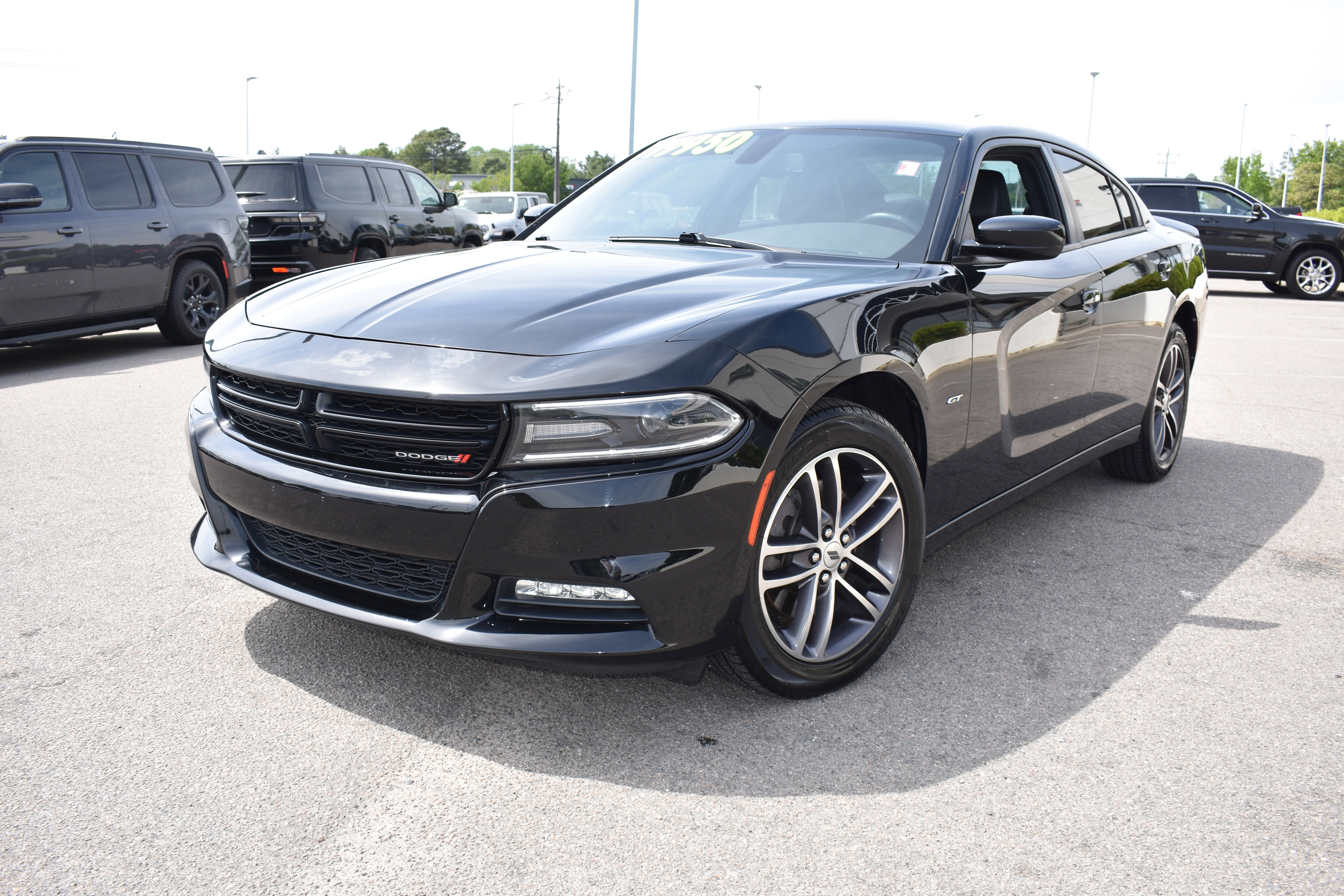 Used 2018 Dodge Charger GT AWD/4WD image 5