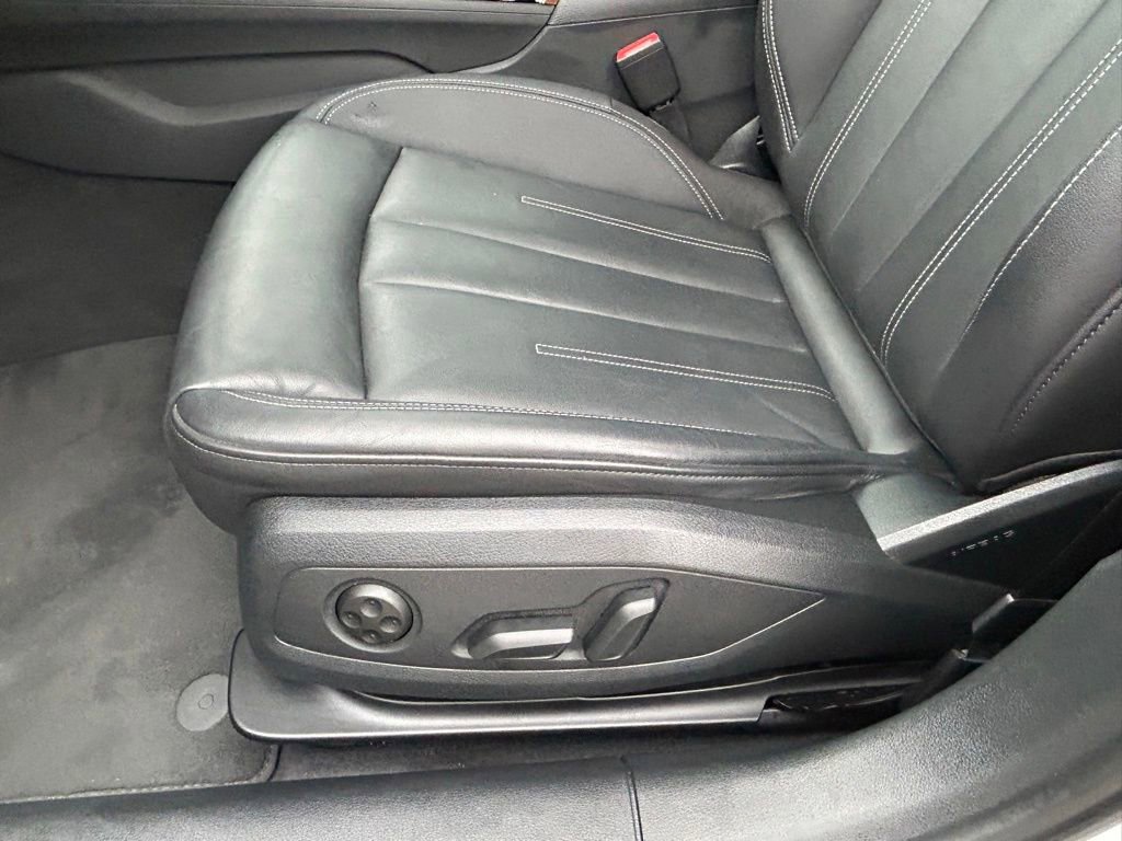 Used 2023 Audi A4 2.0T Premium w/ Convenience Package image 16